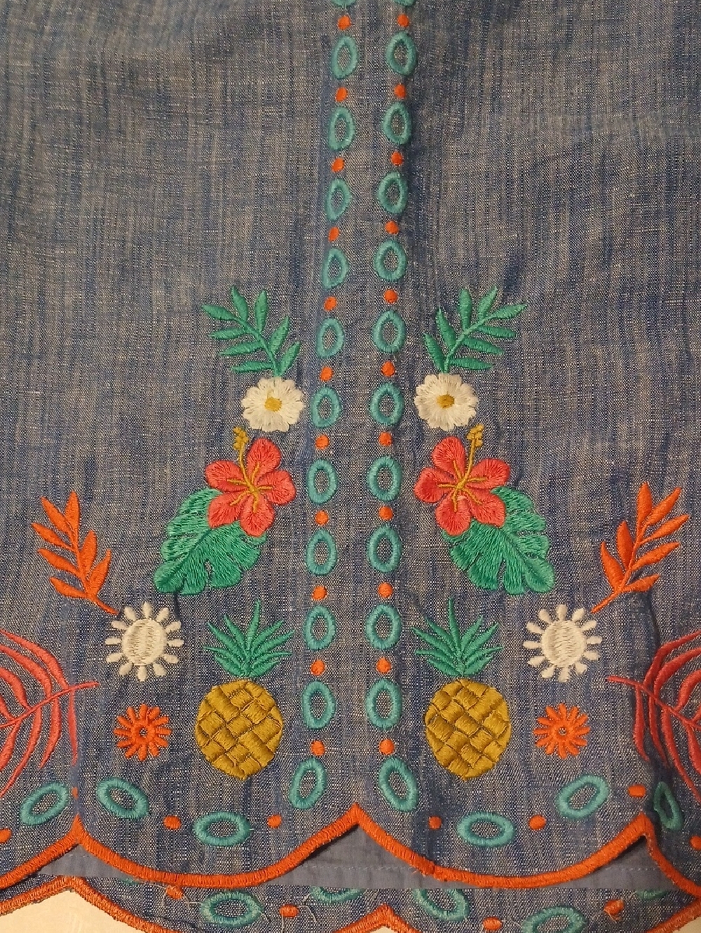 Talbots Blue Skirt with Multicolor Embroidered Accent. Sz 8 - Picture 7 of 9